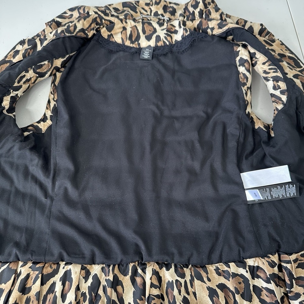 White House Black Market Full Zip Puffer Vest Womens Size XS‎ Leopard Print Chic - Picture 8 of 10